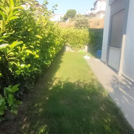 Apartman Bahce Kati Stuedyo 1 Deniz Manzarali *